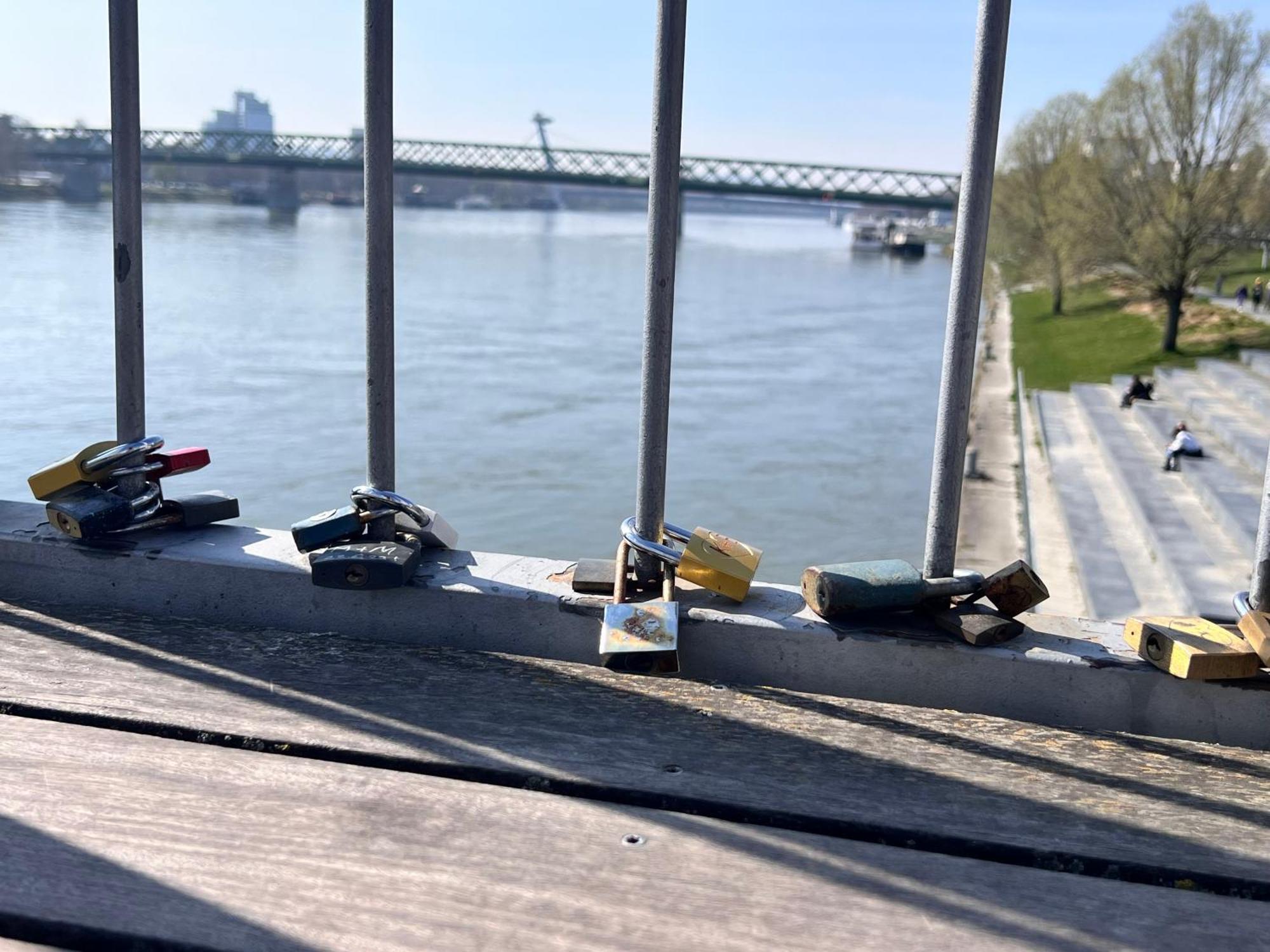 River Front Mezonet Eurovea 브라티슬라바 외부 사진